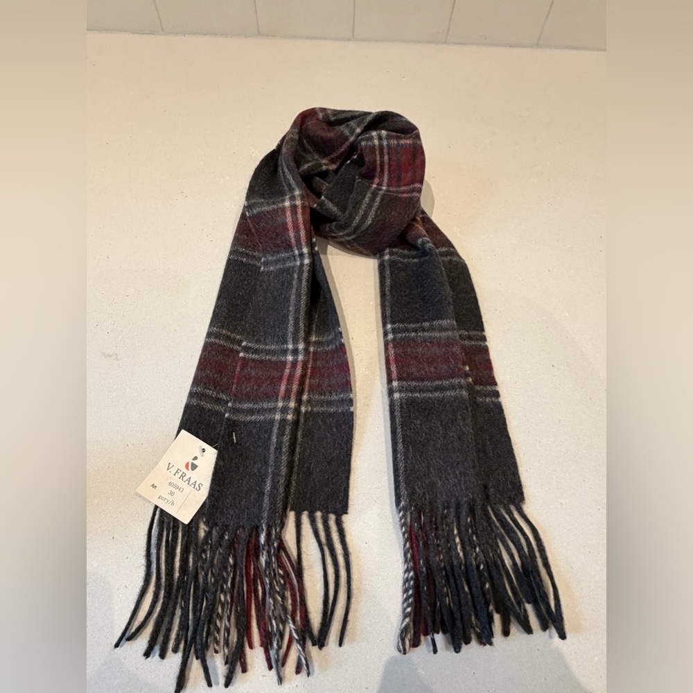 NWT V. FRAAS Dark Gray and Deep Red Checkered Scarf